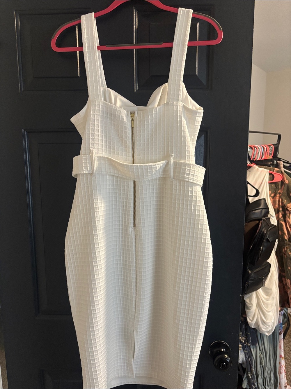 White Textured Belted Midi Dress - Picture 3 of 3